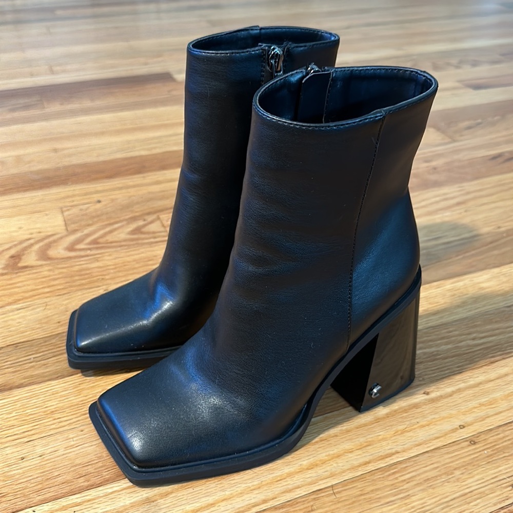 Square toed boots